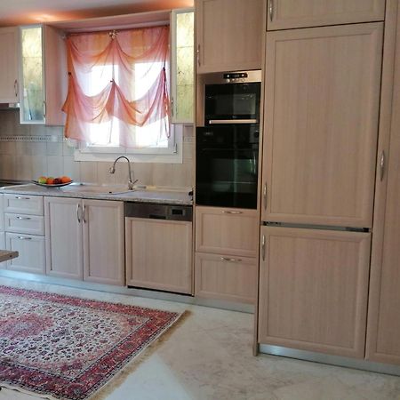 Prime Luxury Villa Beach Front Неа-Врасна Екстер'єр фото