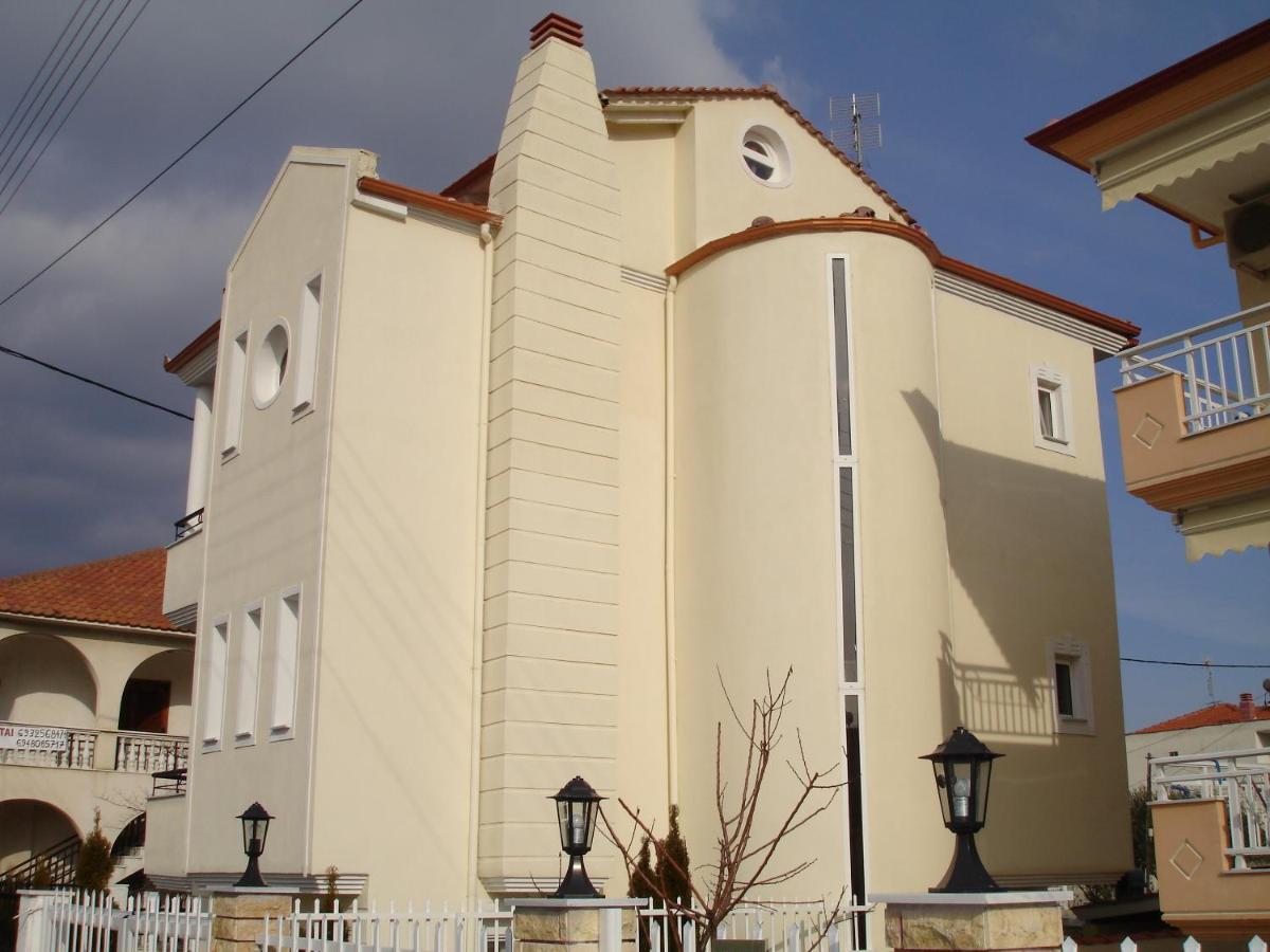 Prime Luxury Villa Beach Front Неа-Врасна Екстер'єр фото